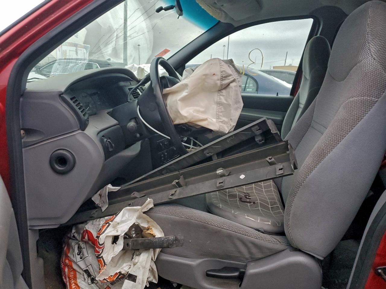 1996 FORD WINDSTAR WAGON photo 13