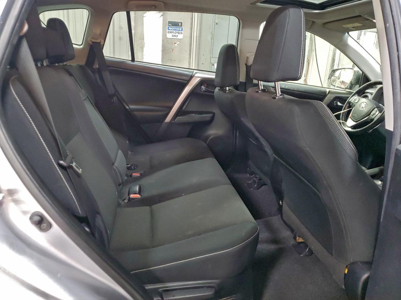 2017 TOYOTA RAV4 HV LE photo 28