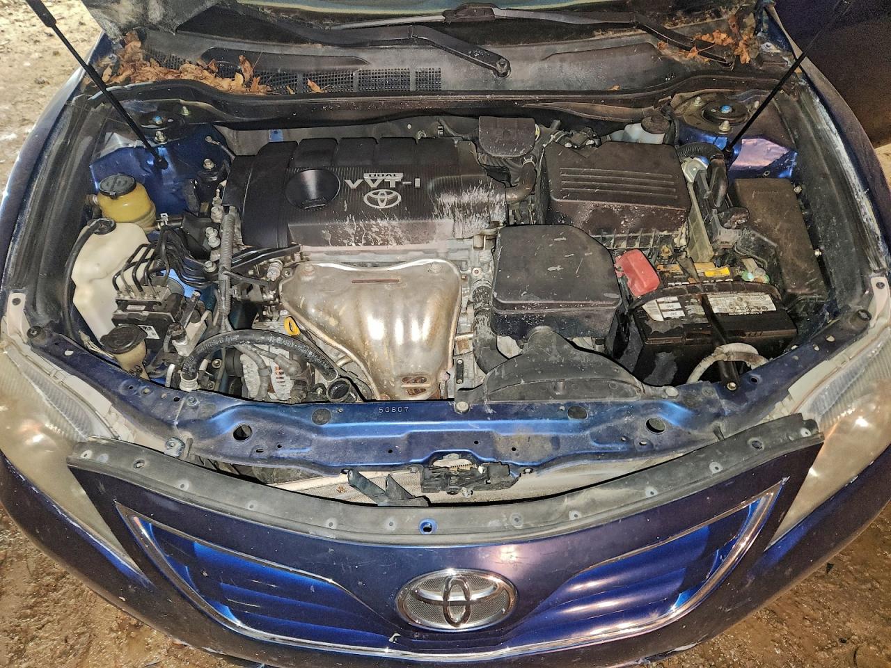 2010 TOYOTA CAMRY BASE photo 11