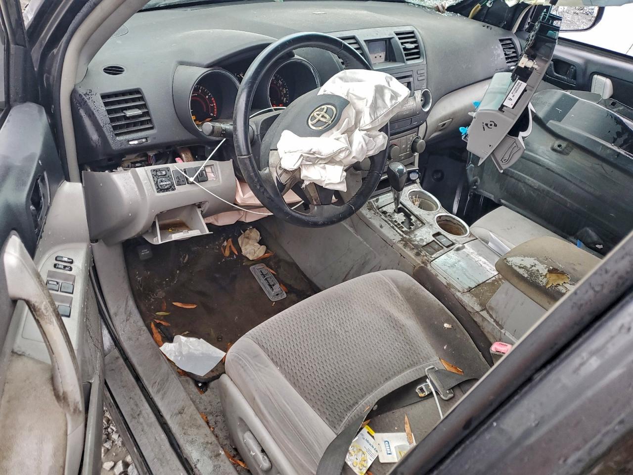 2009 TOYOTA HIGHLANDER photo 8