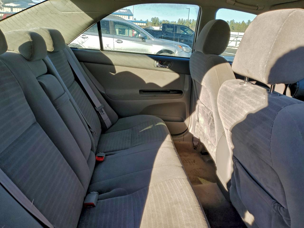 2005 TOYOTA CAMRY LE photo 10