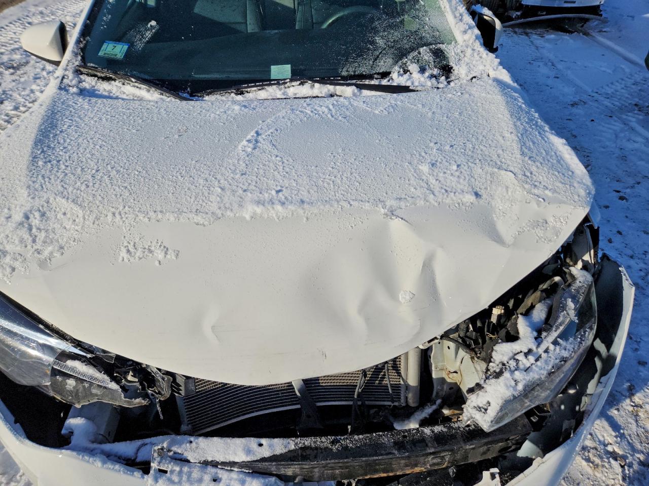 2017 TOYOTA COROLLA L photo 11
