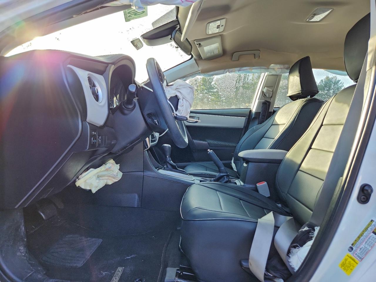 2017 TOYOTA COROLLA L photo 7