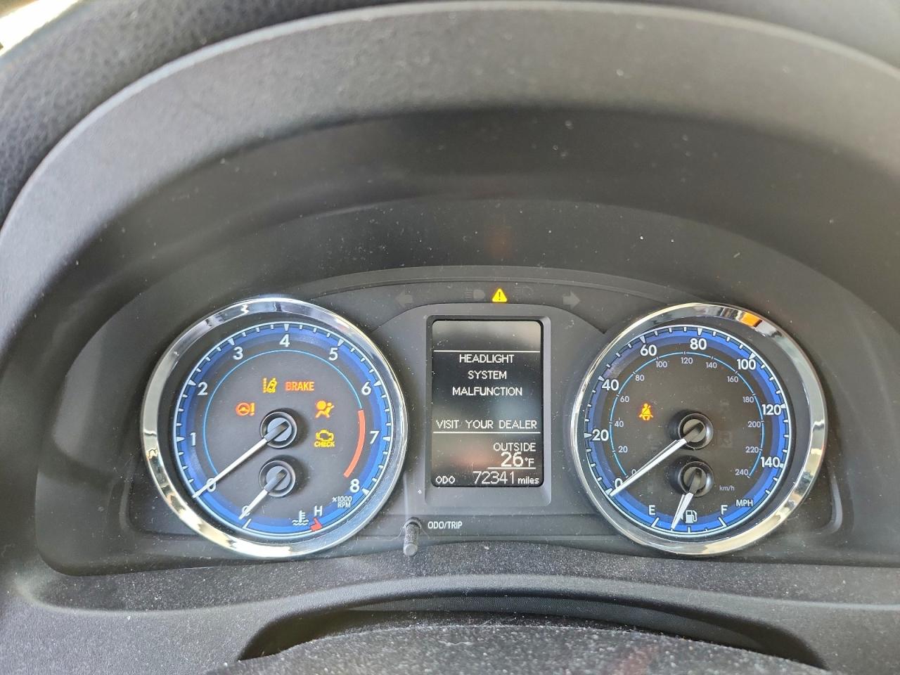 2017 TOYOTA COROLLA L photo 9