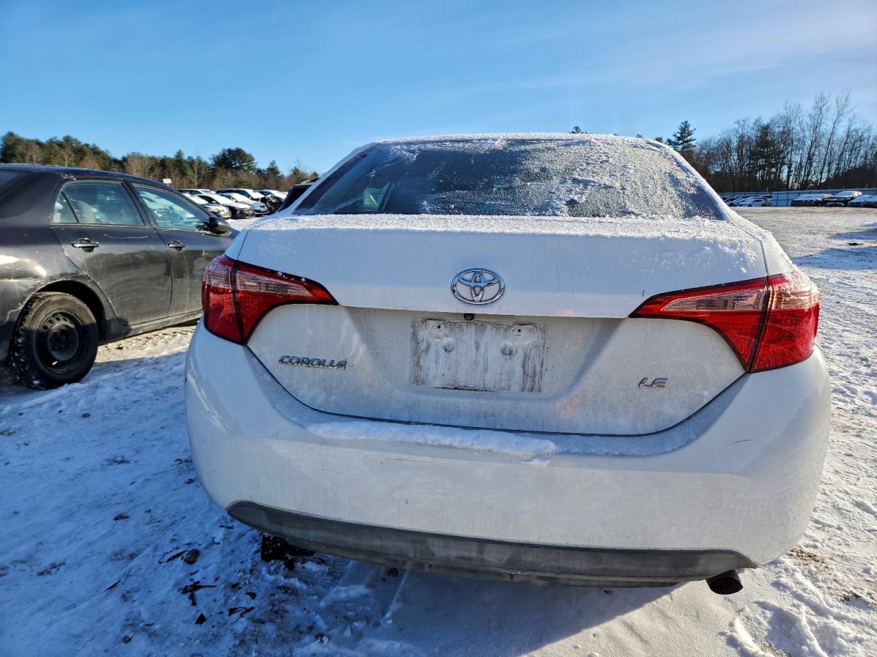 2017 TOYOTA COROLLA L photo 6