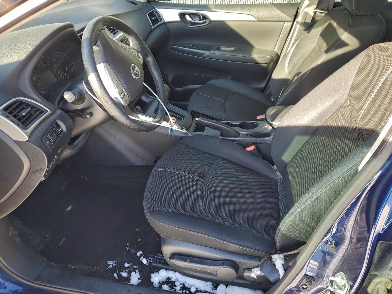 2017 NISSAN SENTRA S photo 7