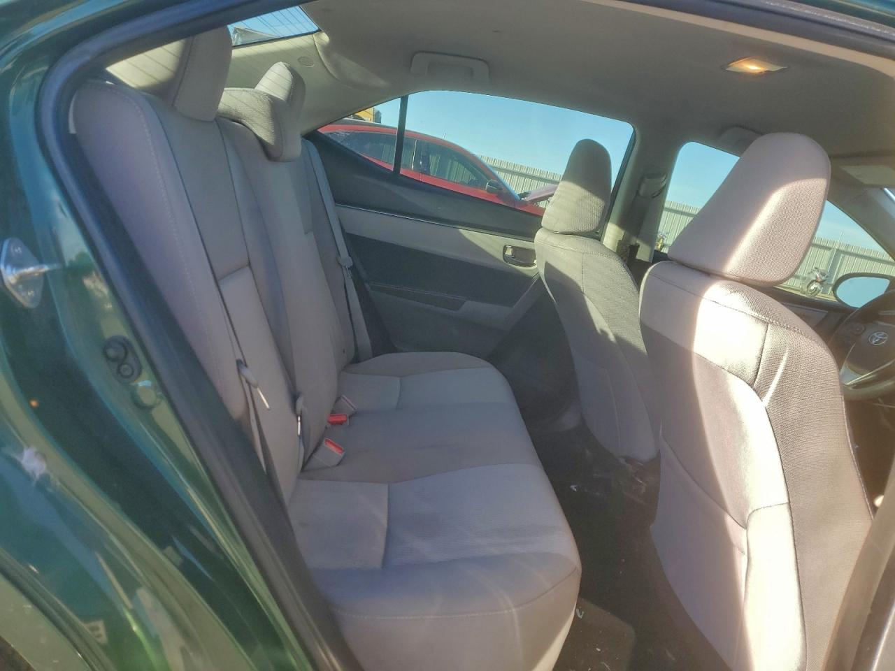 2014 TOYOTA COROLLA L photo 10