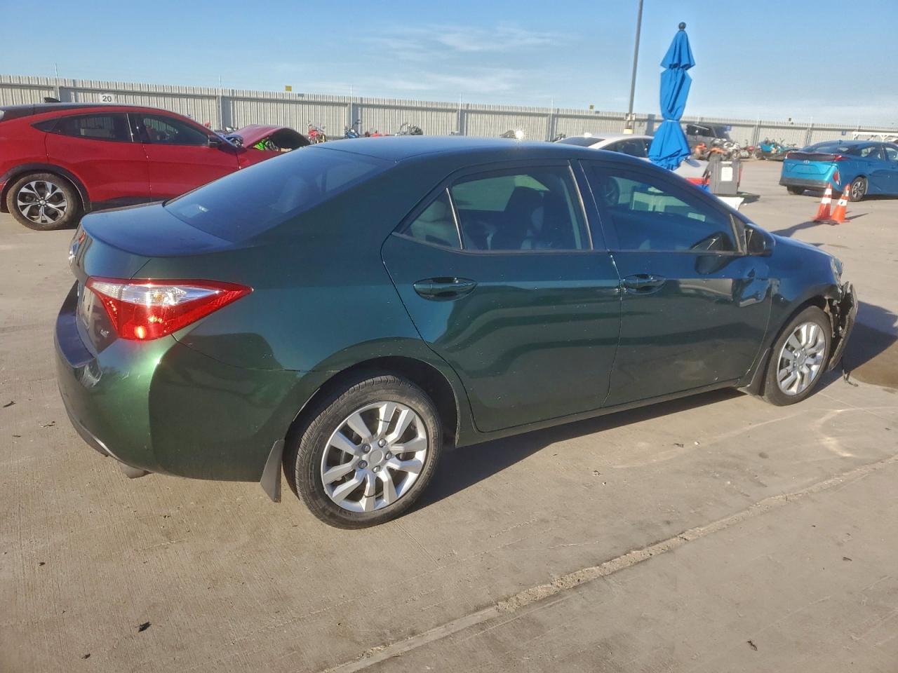 2014 TOYOTA COROLLA L photo 3
