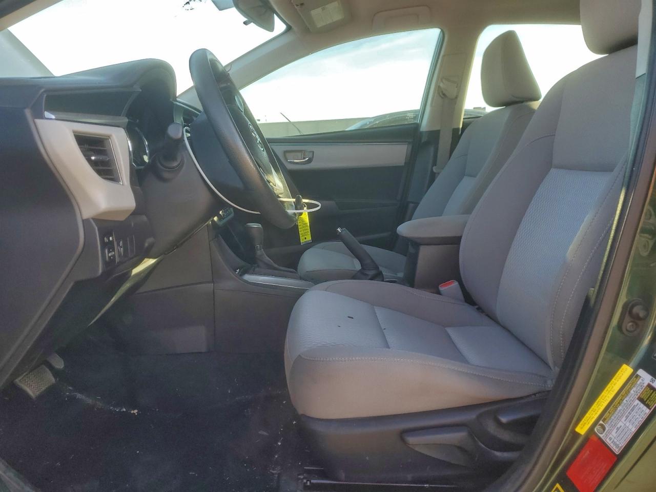 2014 TOYOTA COROLLA L photo 7