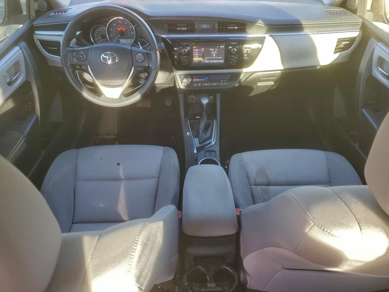 2014 TOYOTA COROLLA L photo 8