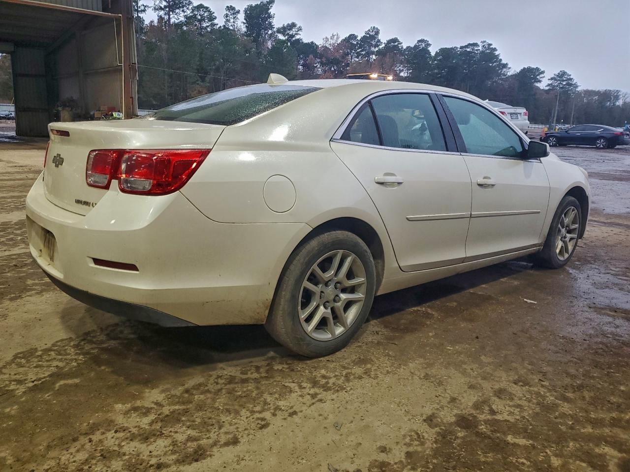 2014 CHEVROLET MALIBU 1LT photo 3