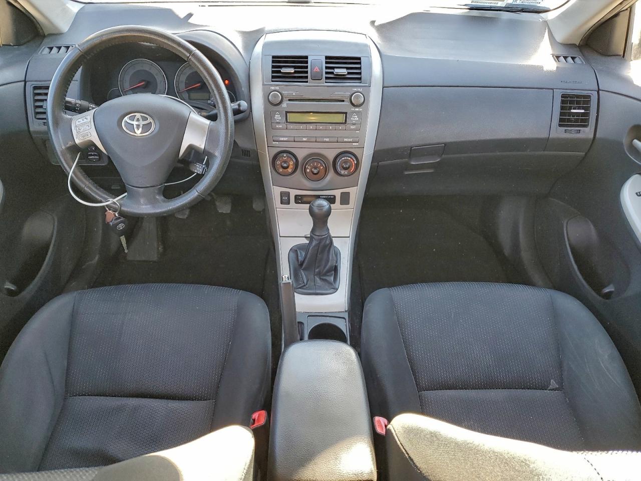 2010 TOYOTA COROLLA BASE photo 15