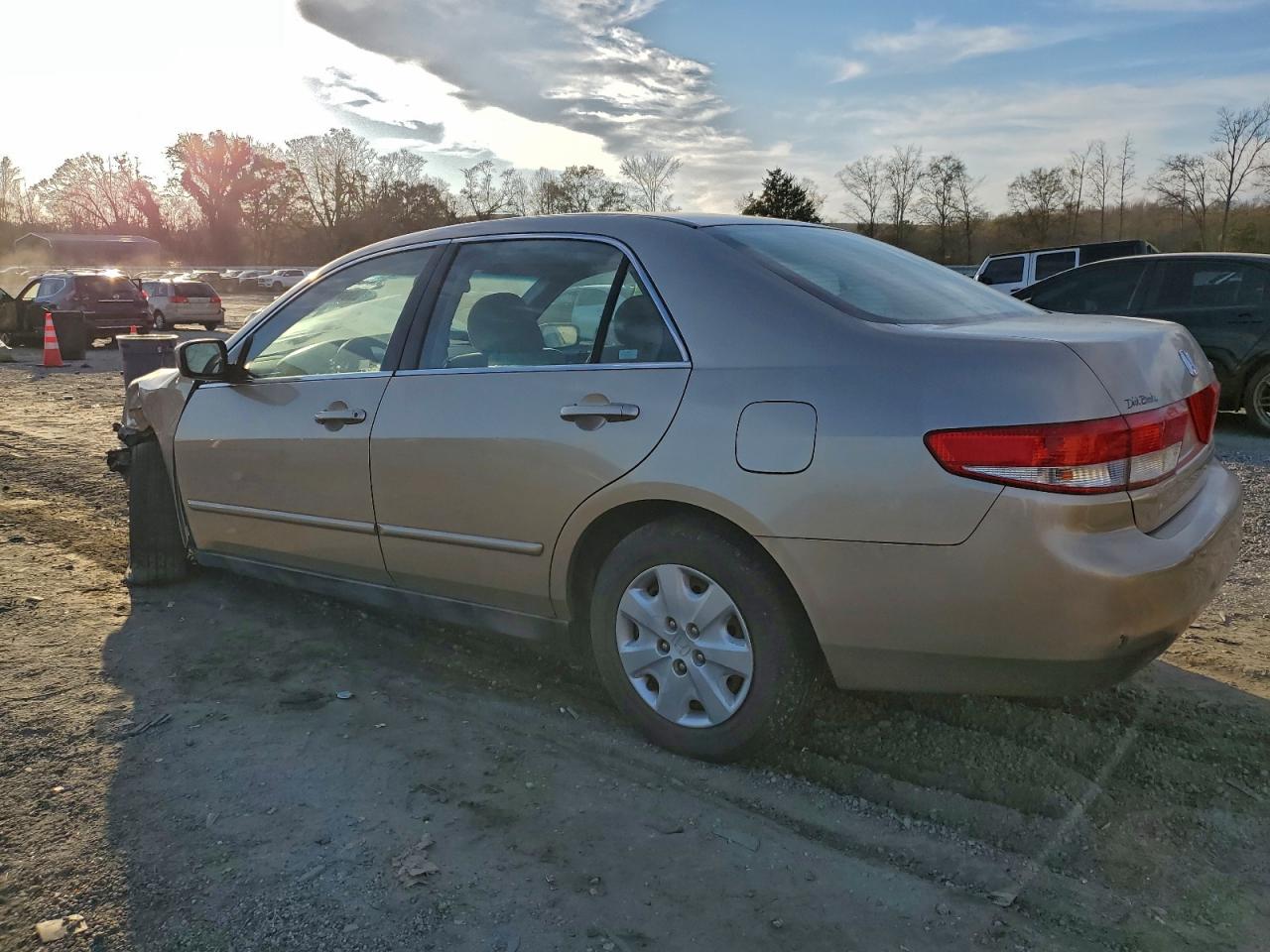 2004 HONDA ACCORD LX photo 2