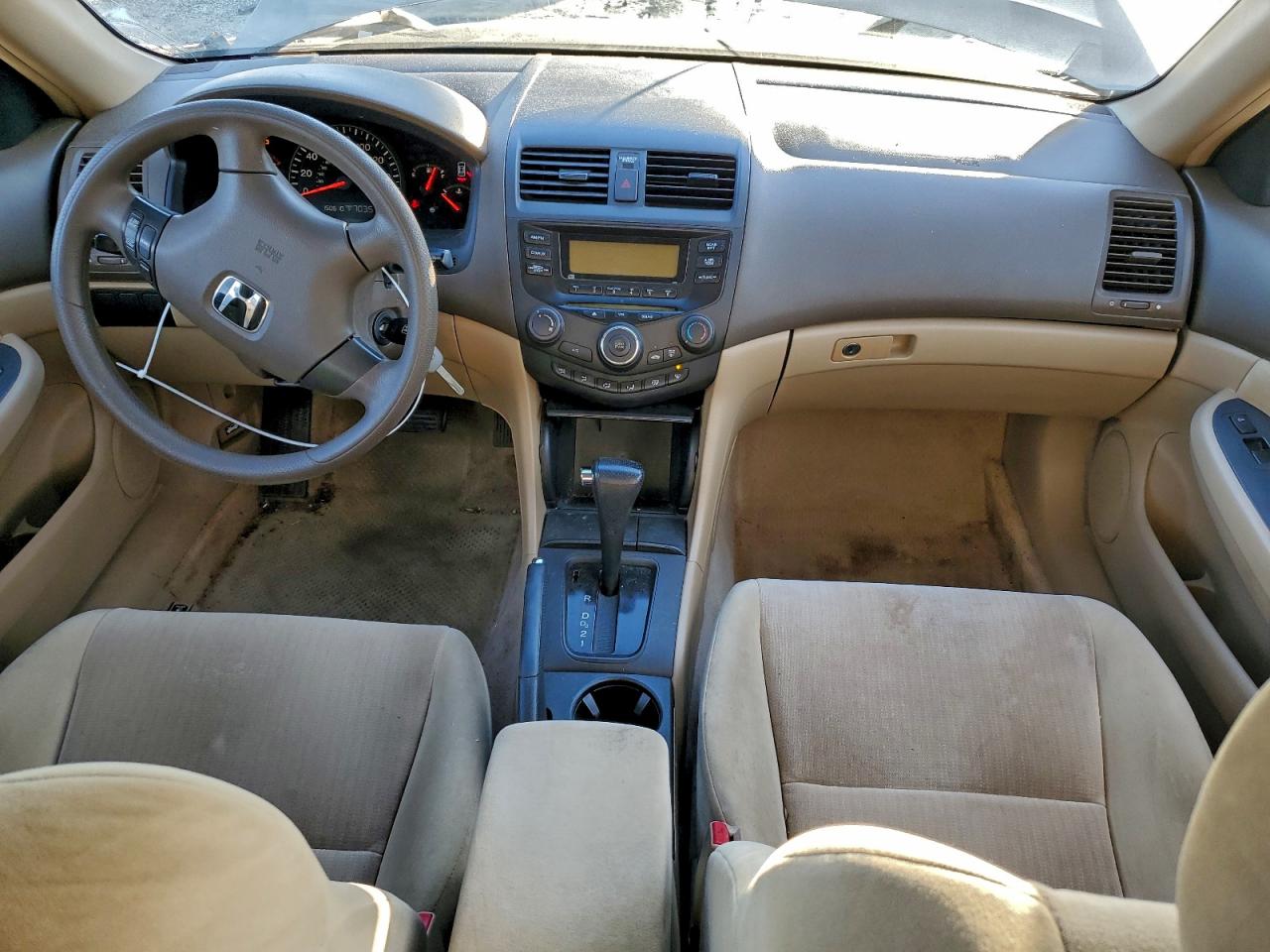 2004 HONDA ACCORD LX photo 8