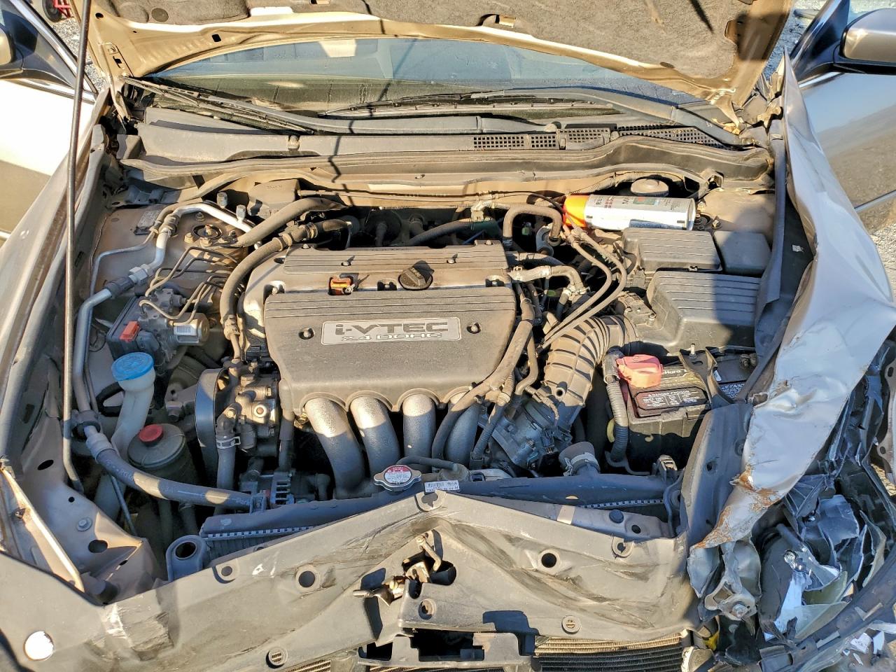 2004 HONDA ACCORD LX photo 11