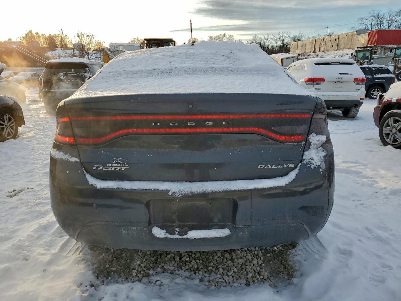 2013 DODGE DART SXT photo 6