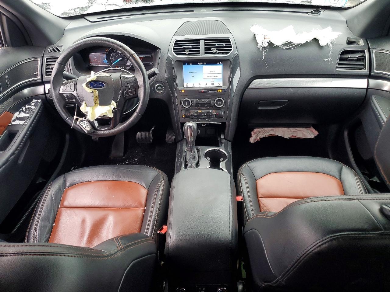 2019 FORD EXPLORER XLT photo 8