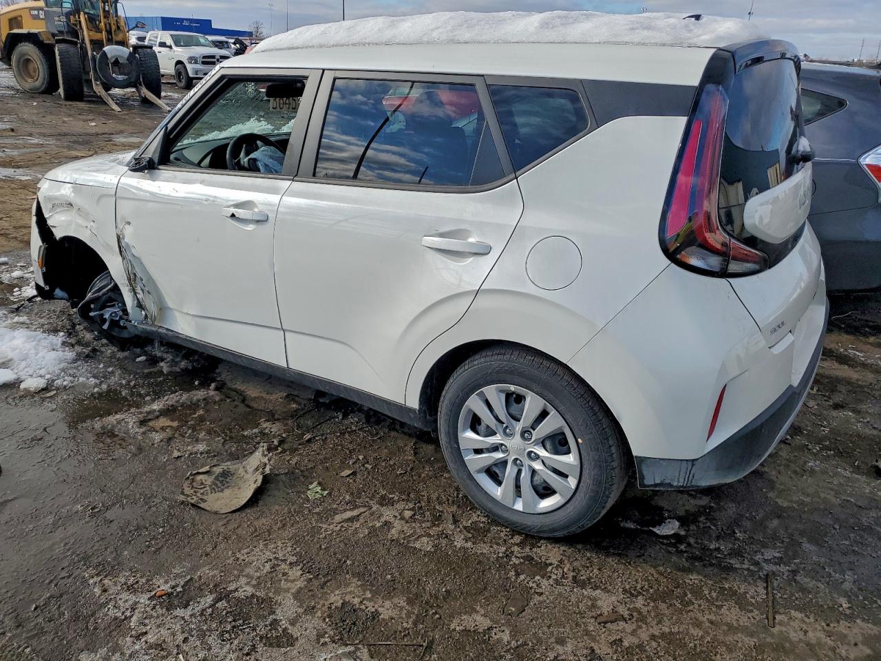 2025 KIA SOUL LX photo 2