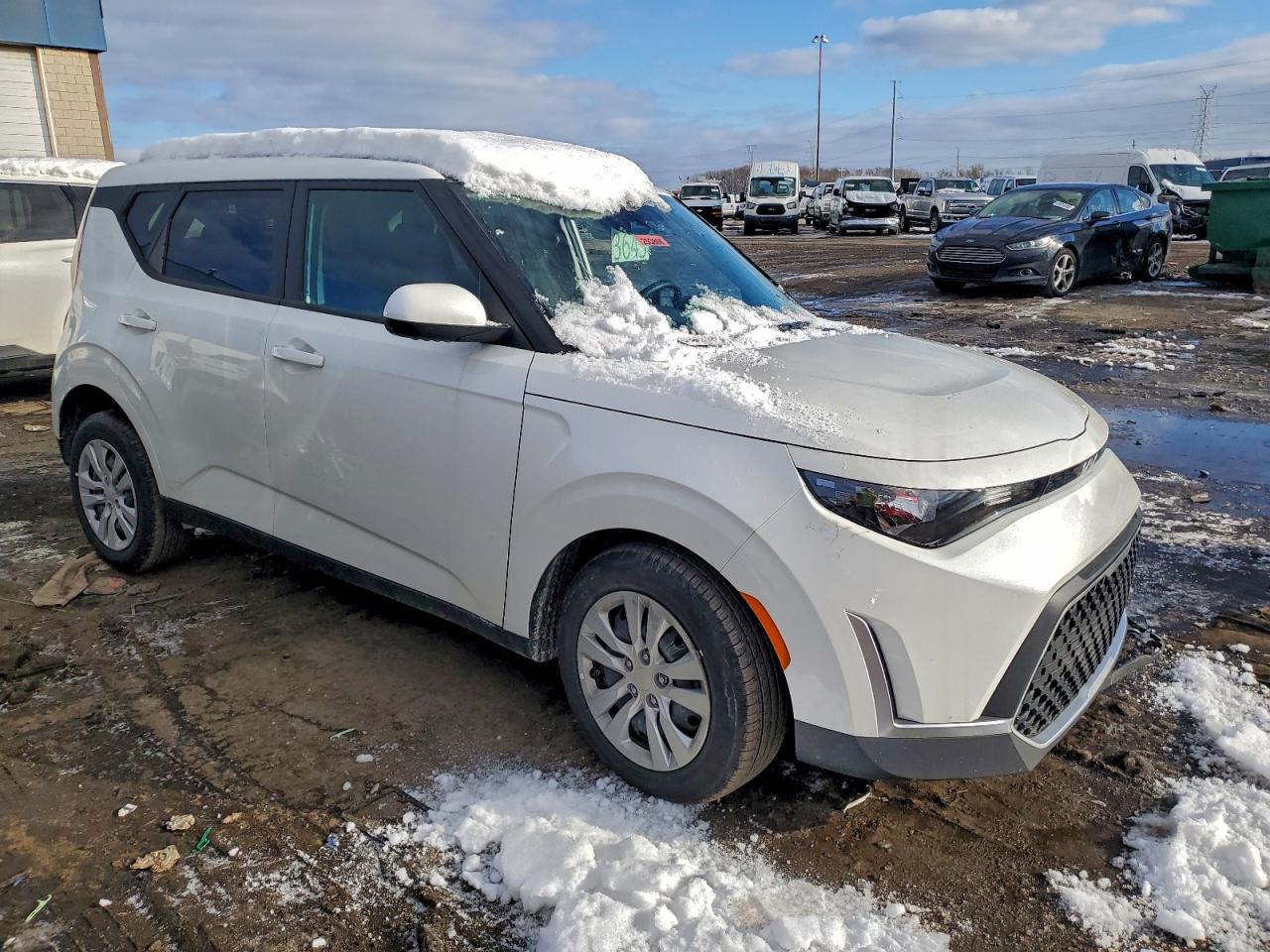 2025 KIA SOUL LX photo 4