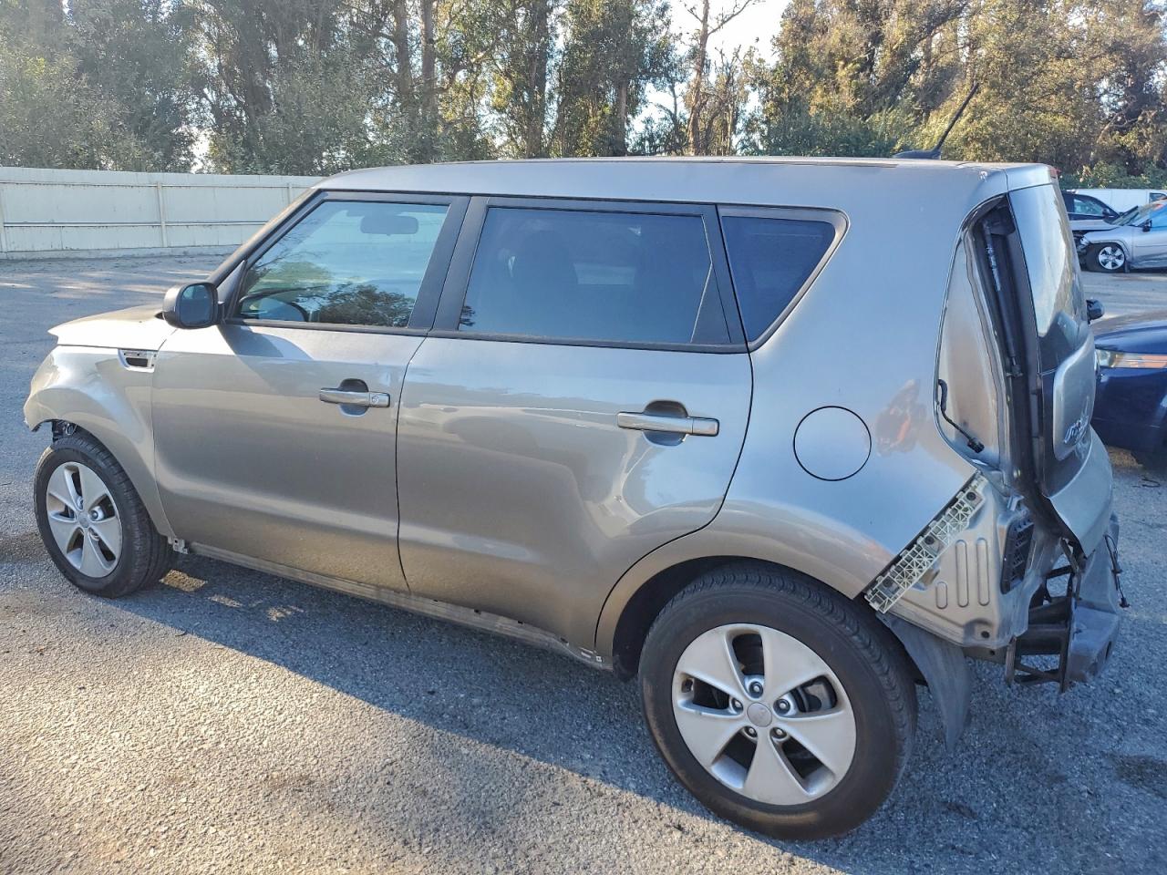 2016 KIA SOUL photo 2