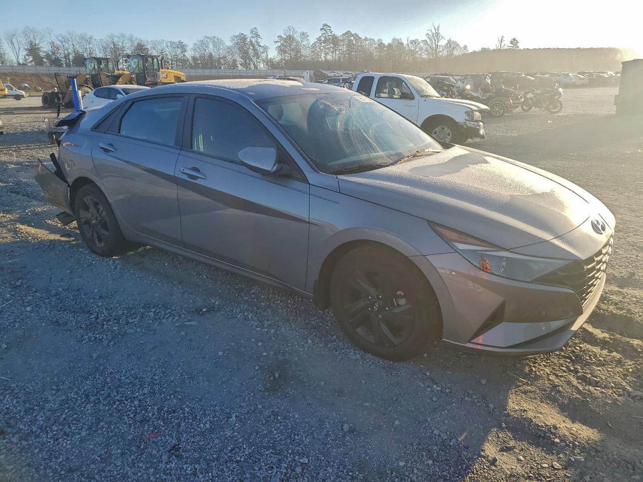 2023 HYUNDAI ELANTRA SEL photo 9
