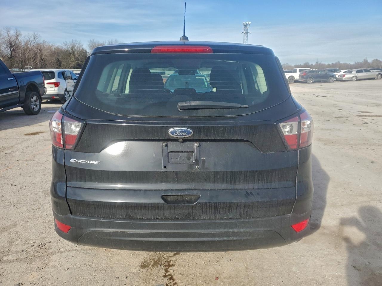 2018 FORD ESCAPE S photo 6