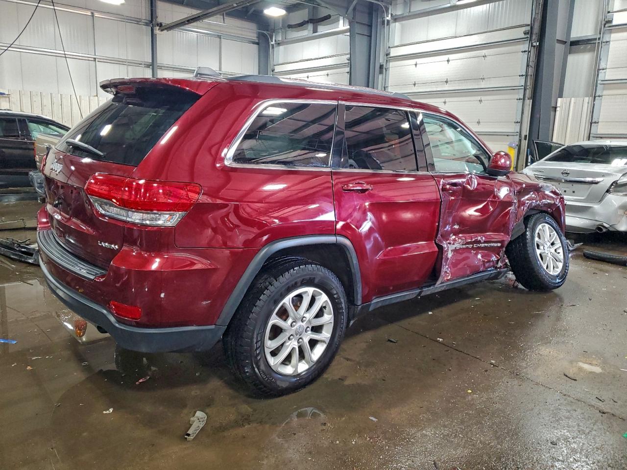 2016 JEEP GRAND CHEROKEE LAREDO photo 3