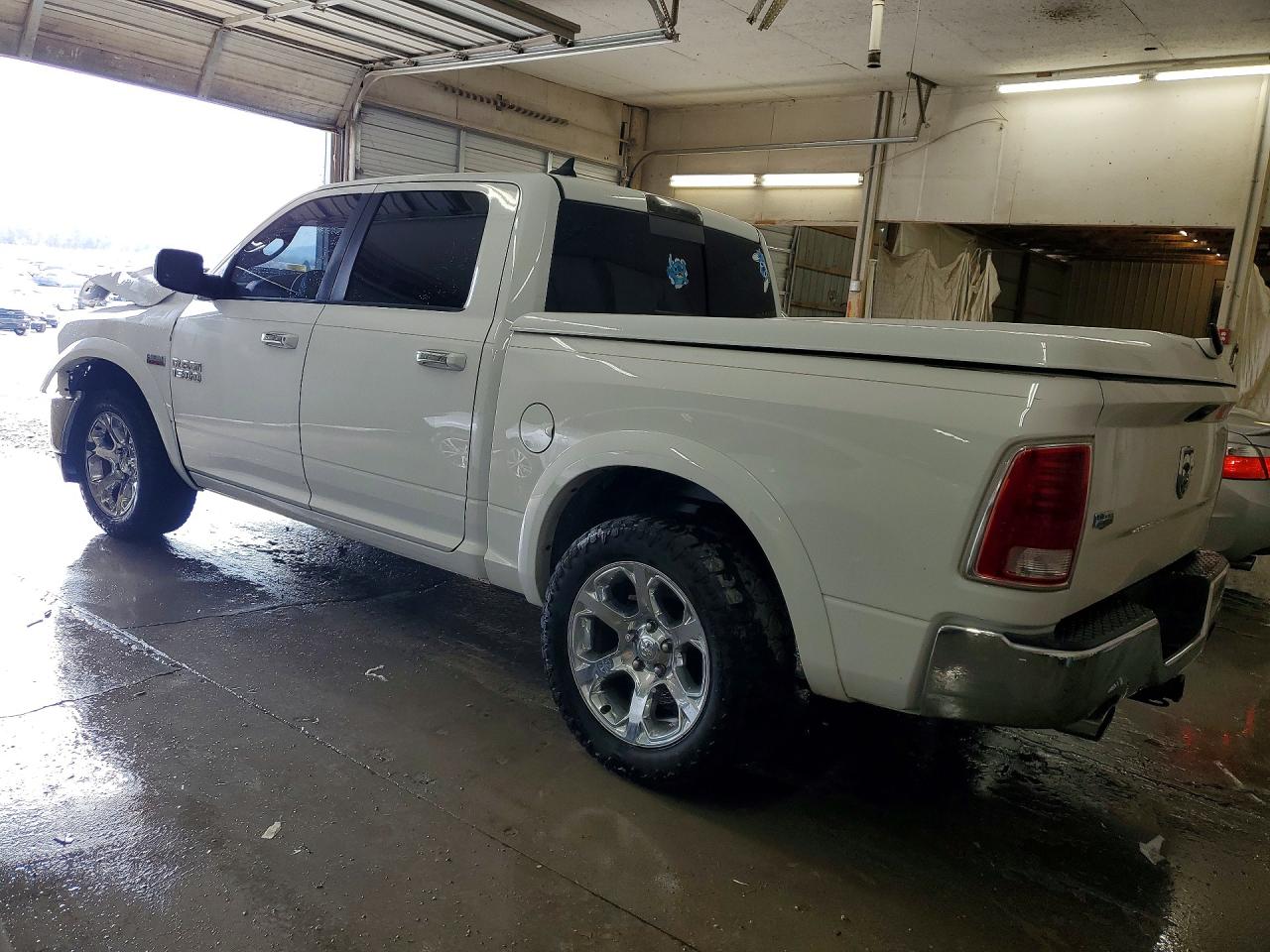 2014 RAM 1500 LARAMIE photo 2