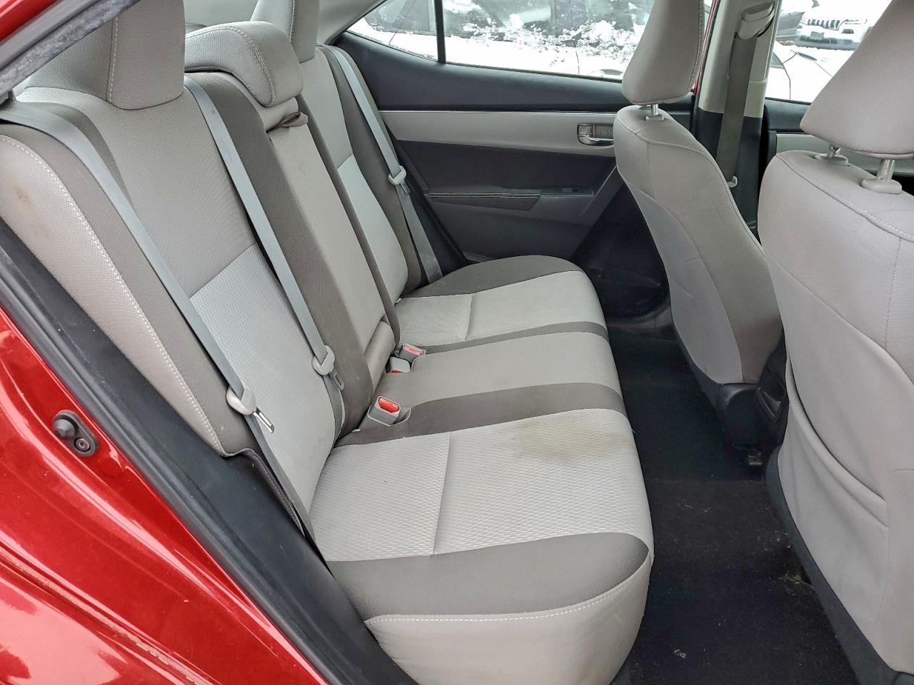 2019 TOYOTA COROLLA L photo 10