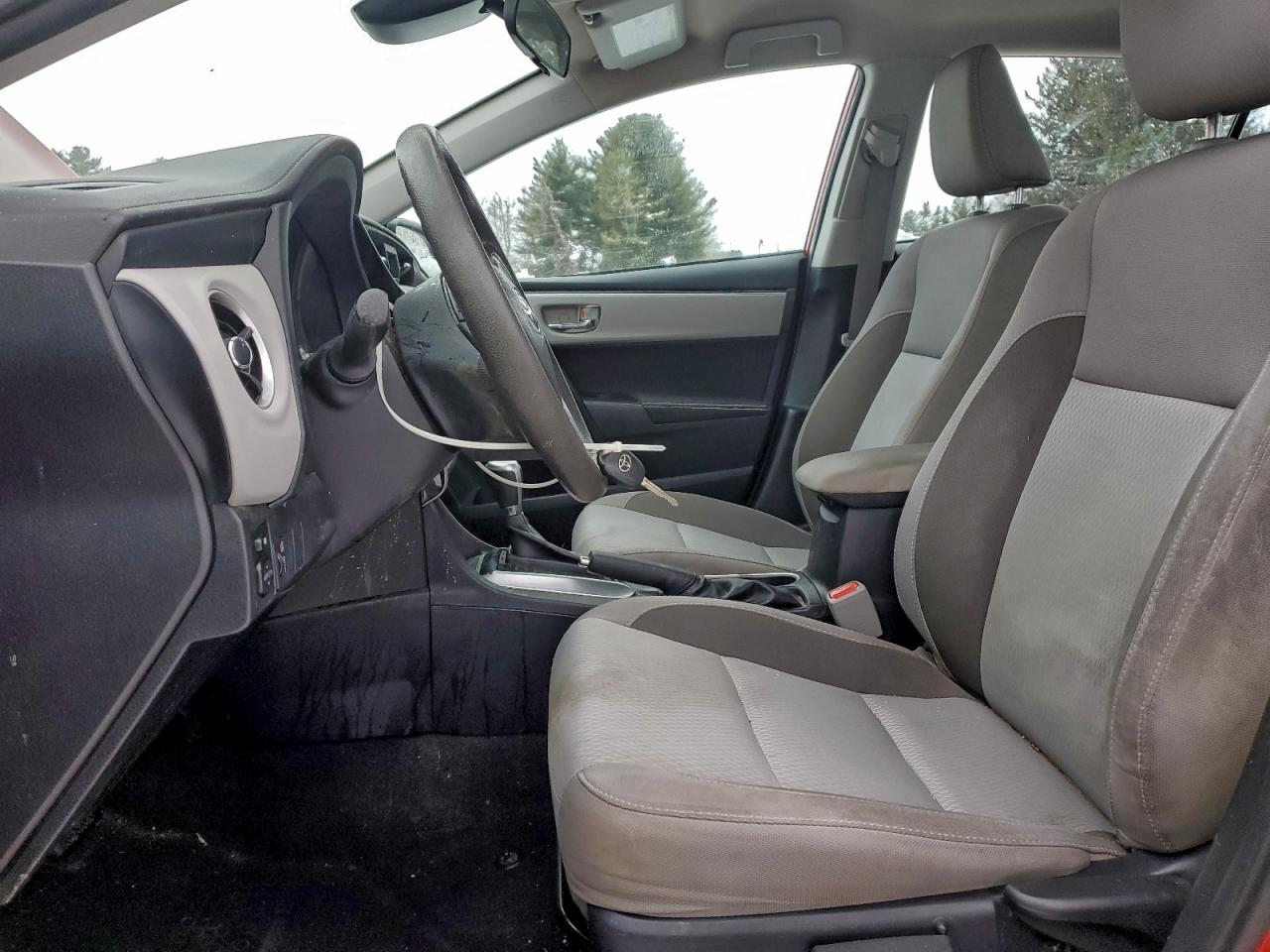 2019 TOYOTA COROLLA L photo 7
