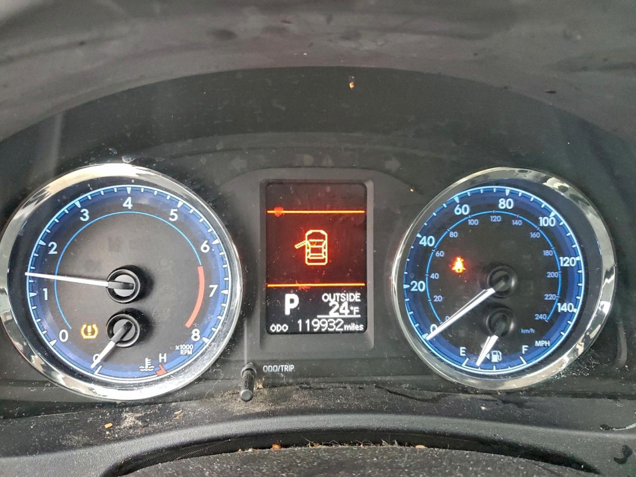 2019 TOYOTA COROLLA L photo 9
