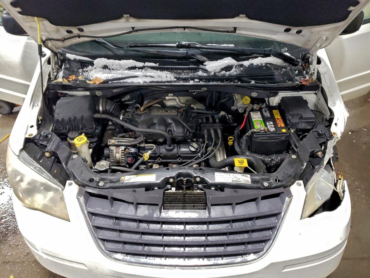2008 CHRYSLER TOWN & COUNTRY LX photo 12