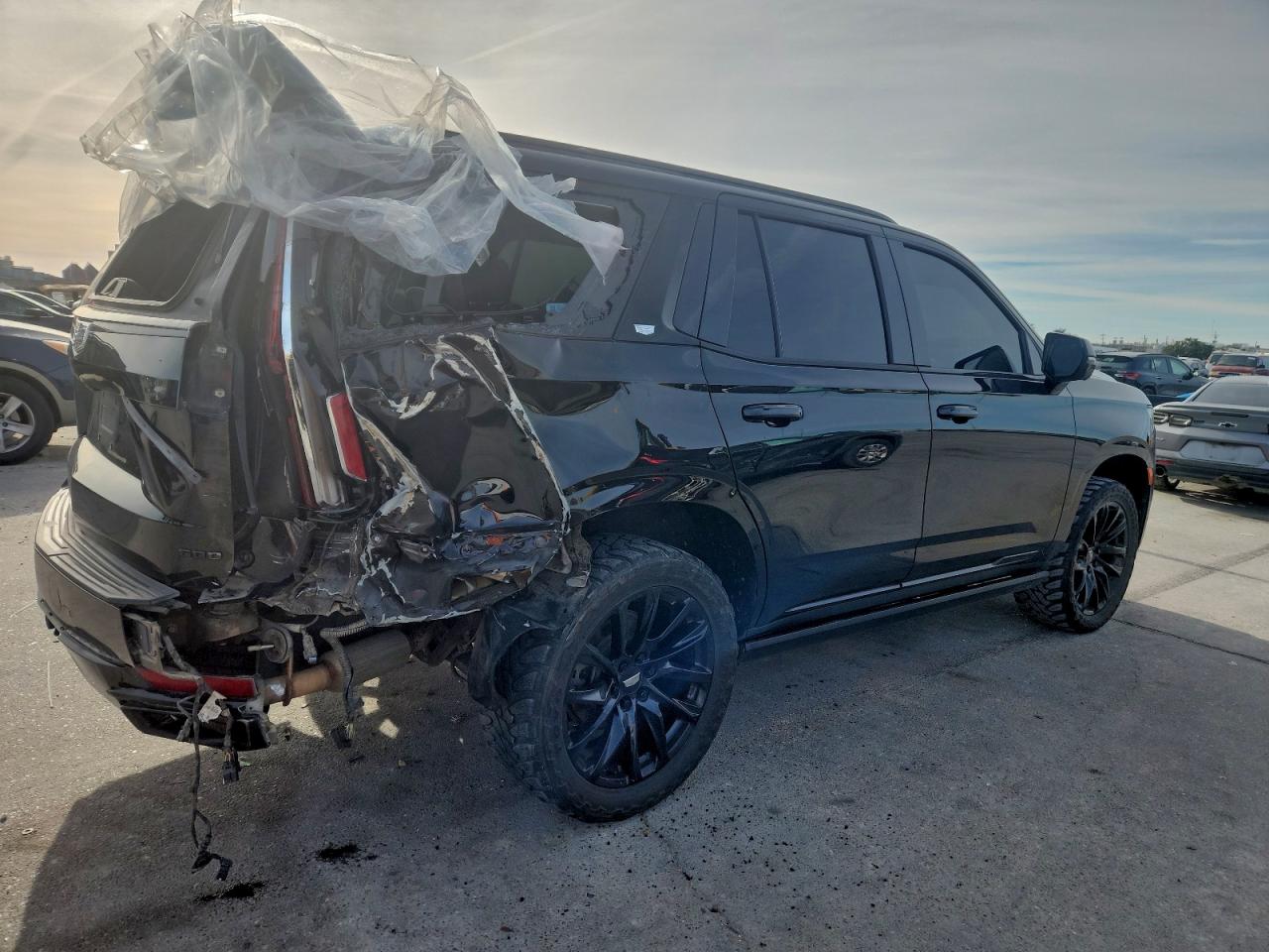 2021 CADILLAC ESCALADE SPORT PLATINUM photo 3