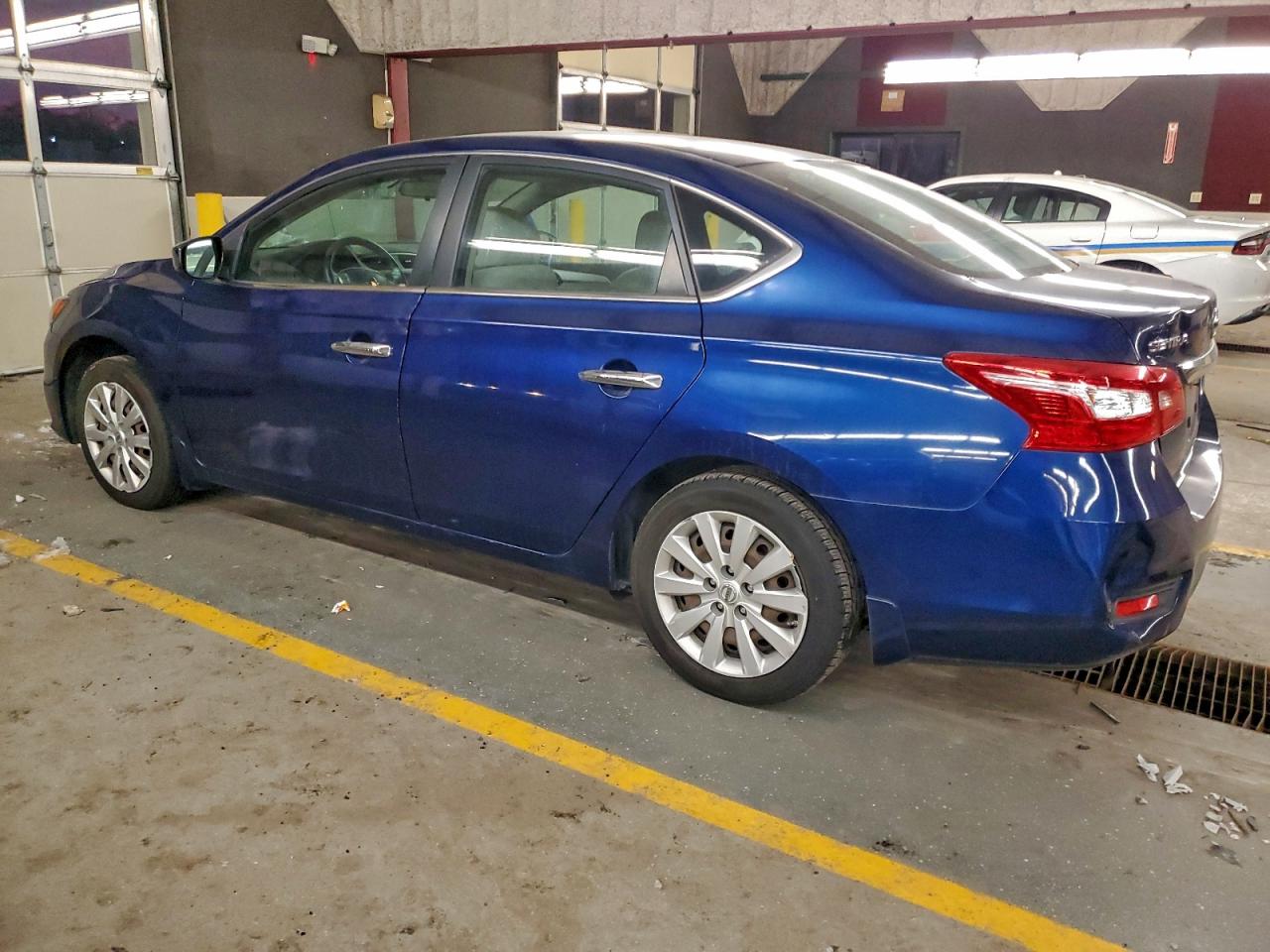 2016 NISSAN SENTRA S photo 2