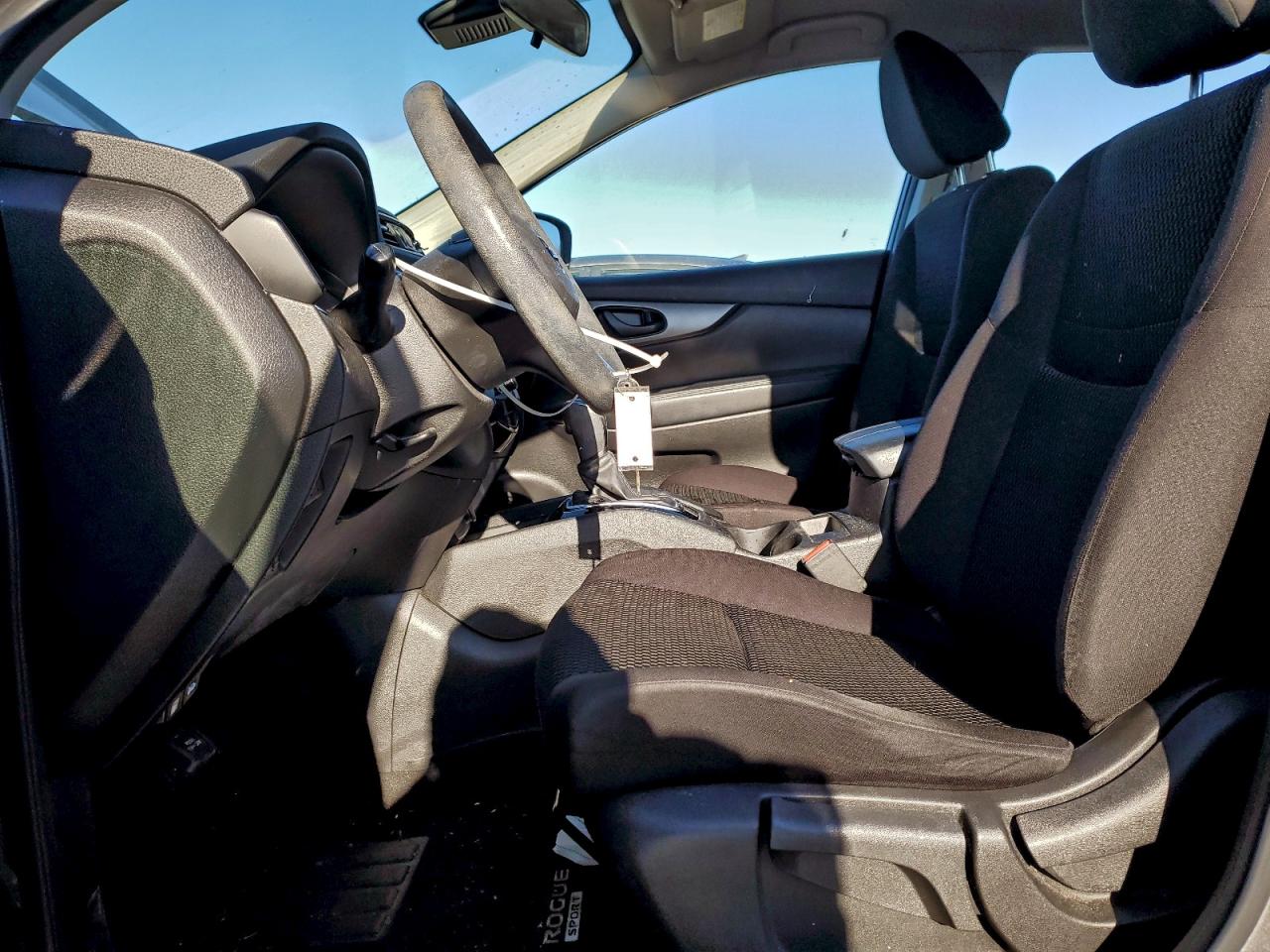 2020 NISSAN ROGUE SPORT S photo 7