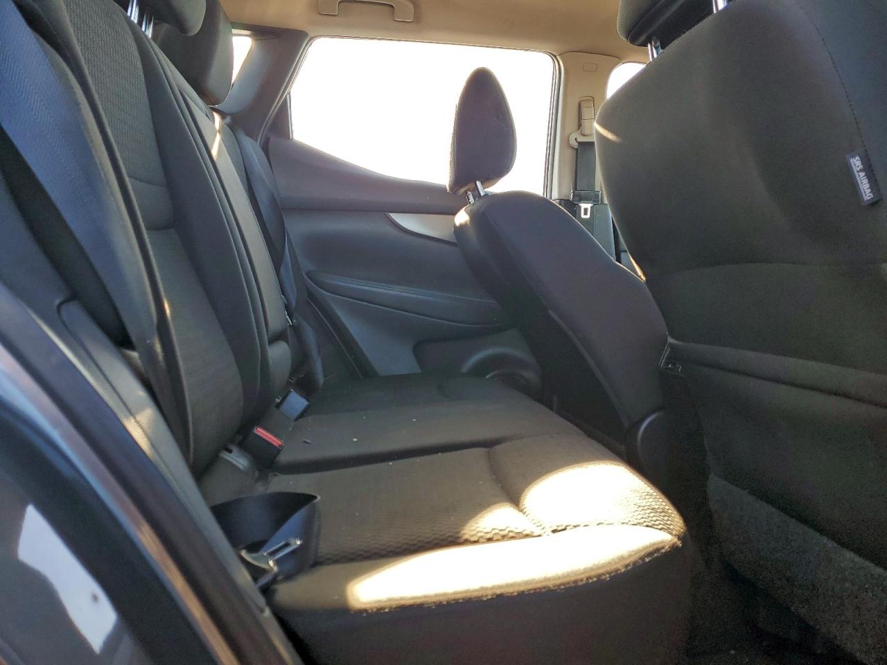 2020 NISSAN ROGUE SPORT S photo 11