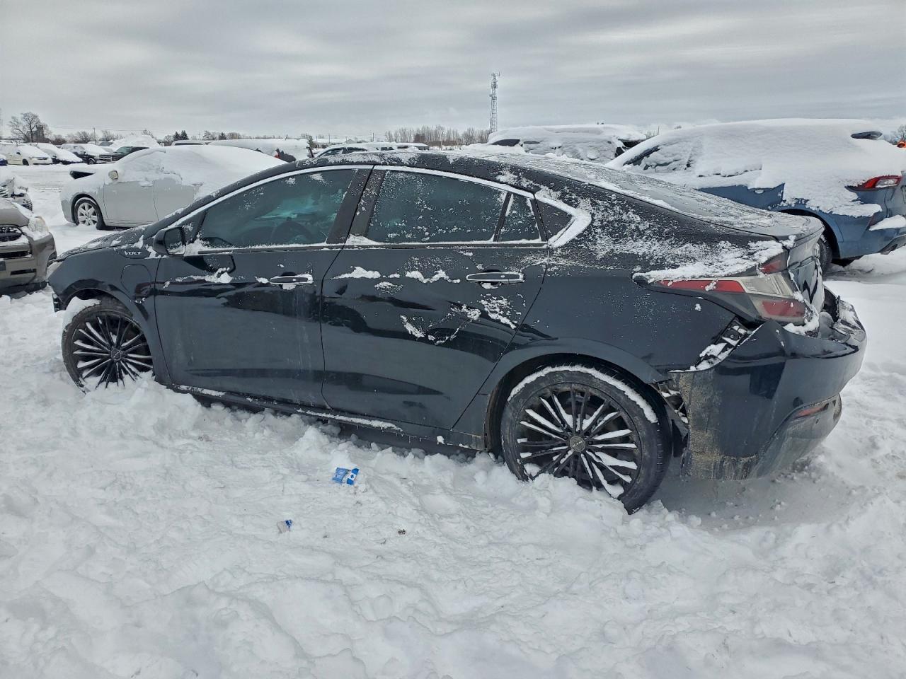 2017 CHEVROLET VOLT PREMIER photo 2