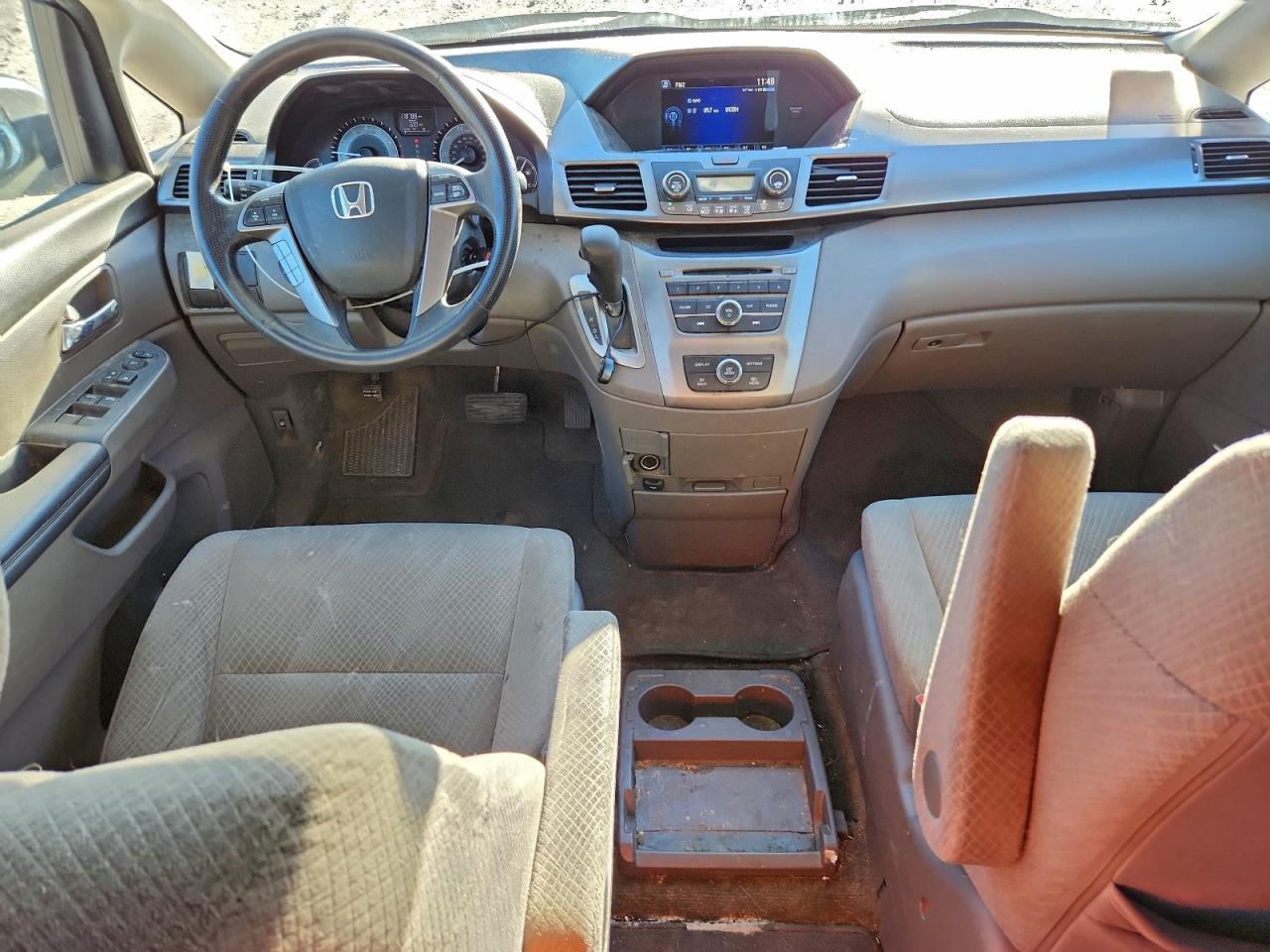 2014 HONDA ODYSSEY LX photo 8