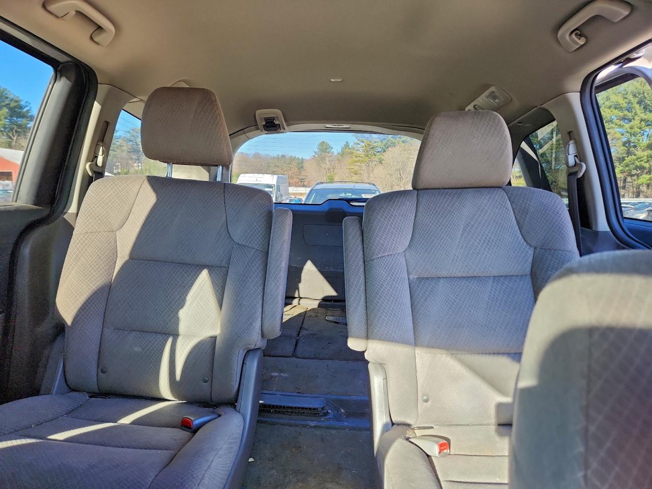 2014 HONDA ODYSSEY LX photo 10