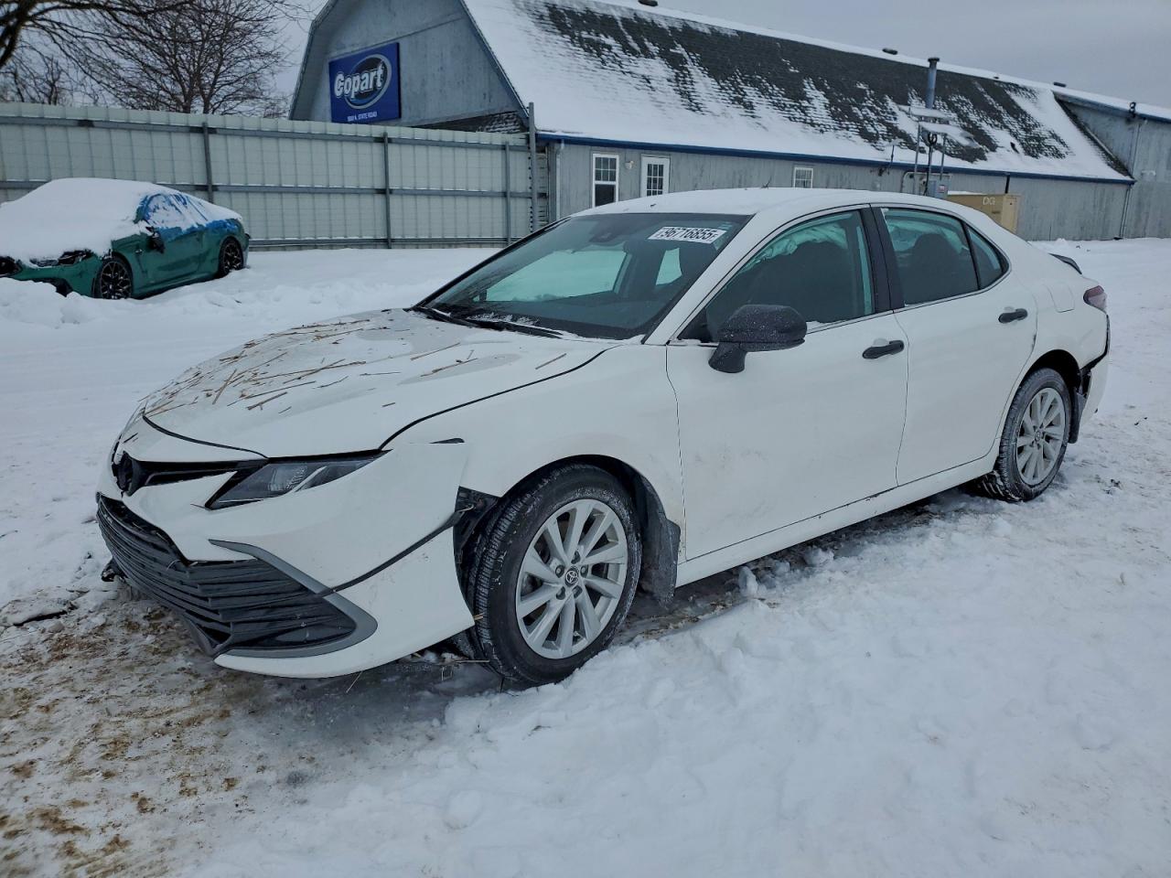 2024 TOYOTA CAMRY
