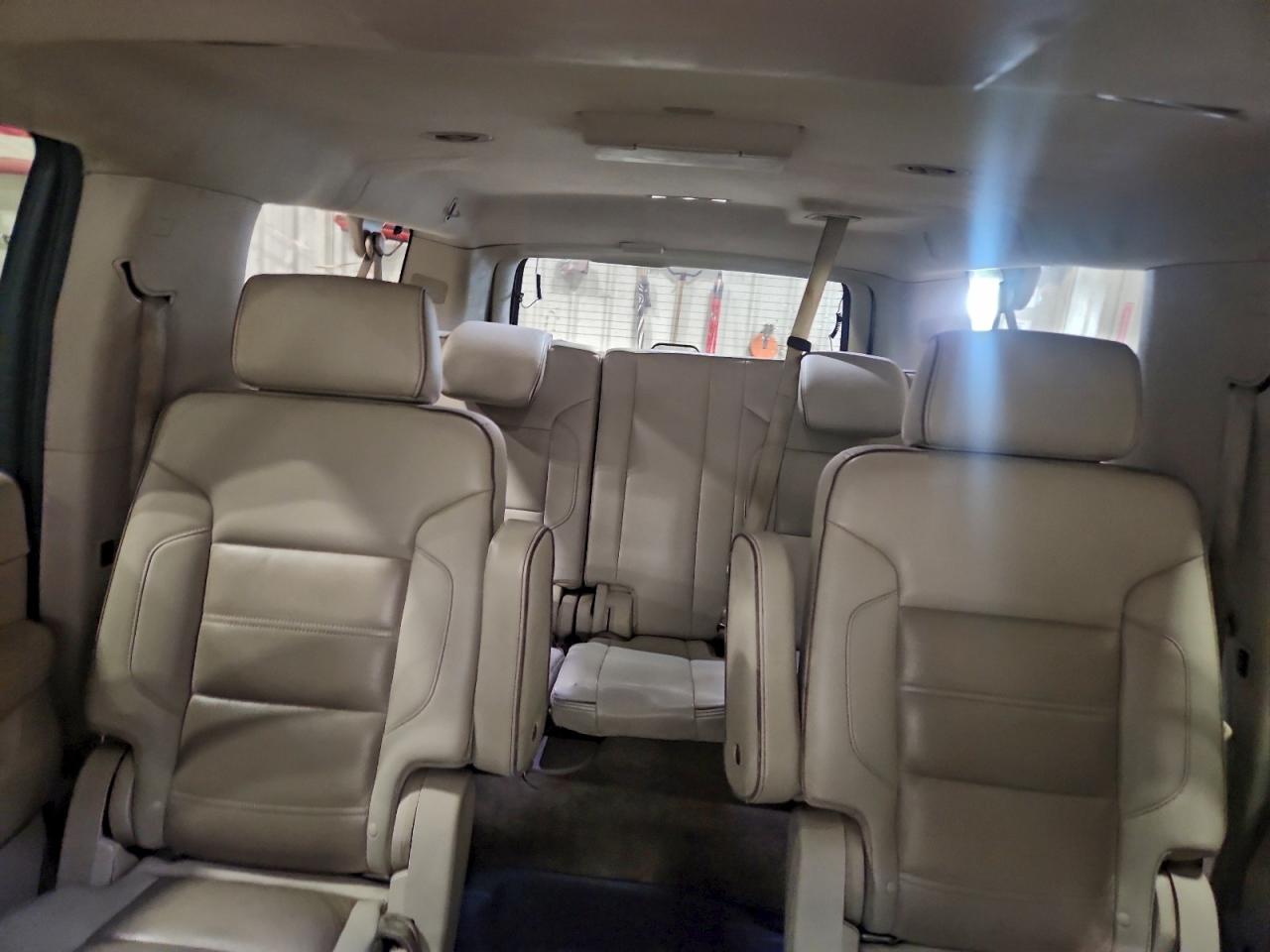 2015 GMC YUKON XL DENALI photo 19