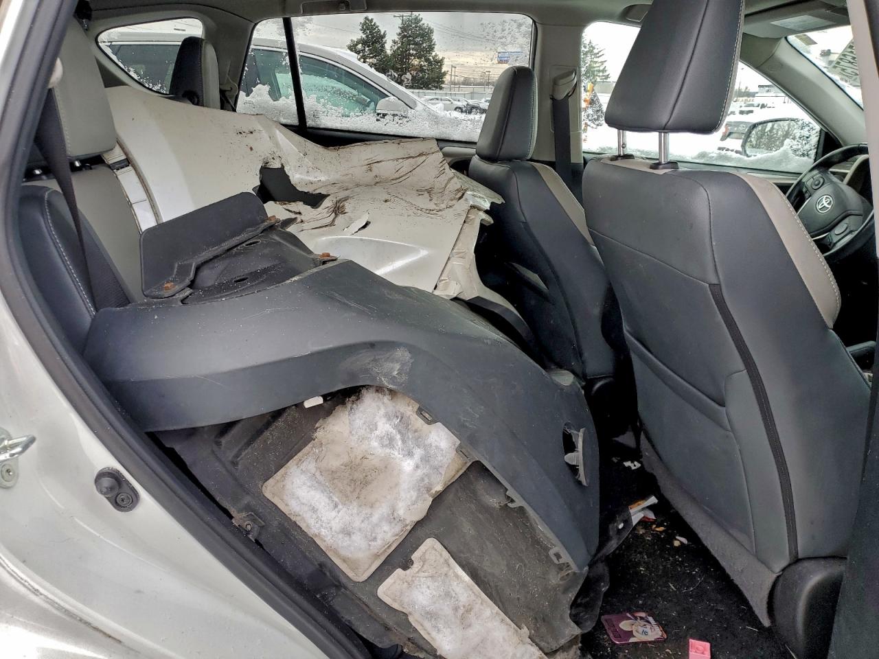 2015 TOYOTA RAV4 LIMITED photo 11
