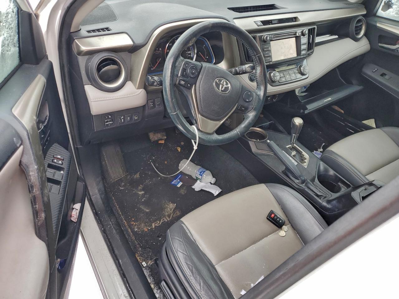2015 TOYOTA RAV4 LIMITED photo 8