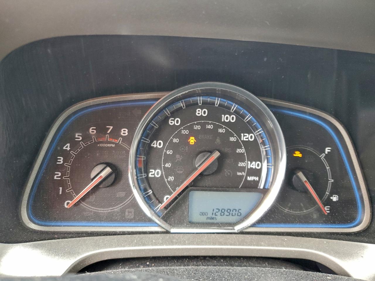 2015 TOYOTA RAV4 LIMITED photo 9