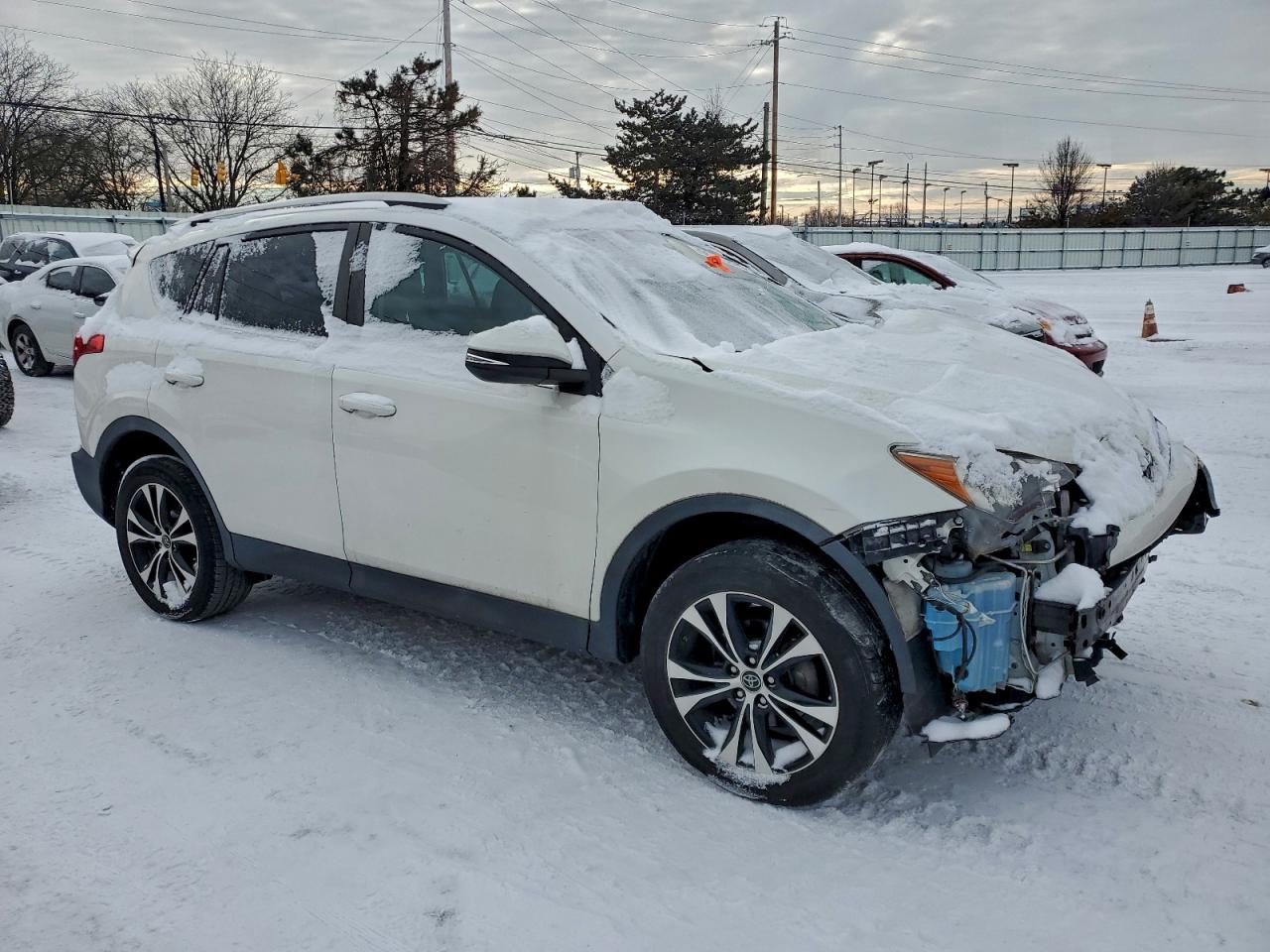 2015 TOYOTA RAV4 LIMITED photo 4