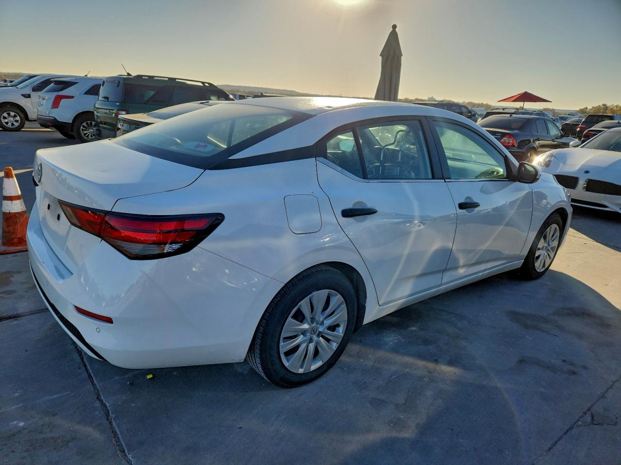 2024 NISSAN SENTRA S photo 3