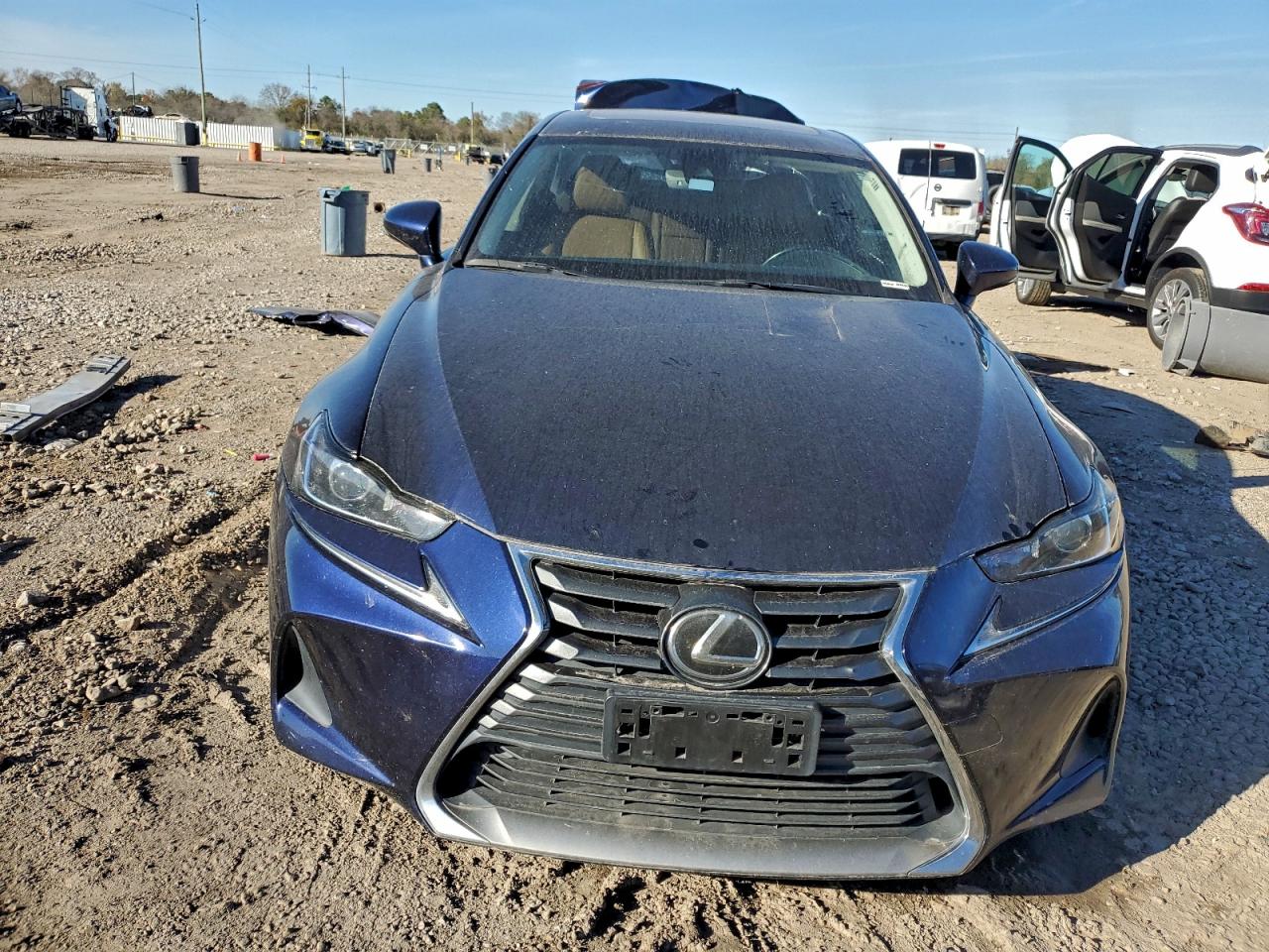 2017 LEXUS IS 200T photo 5