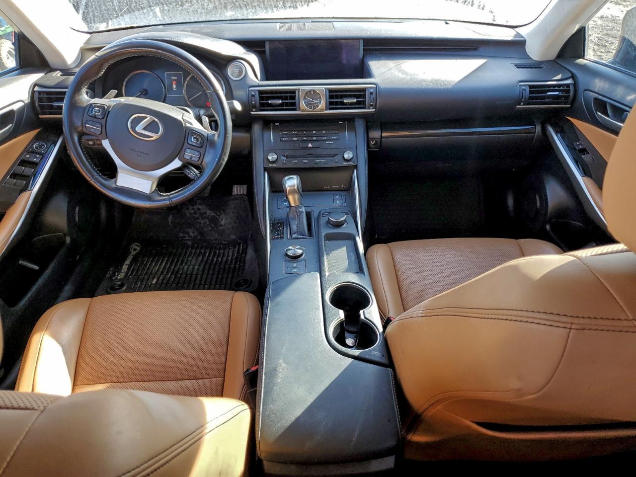 2017 LEXUS IS 200T photo 8