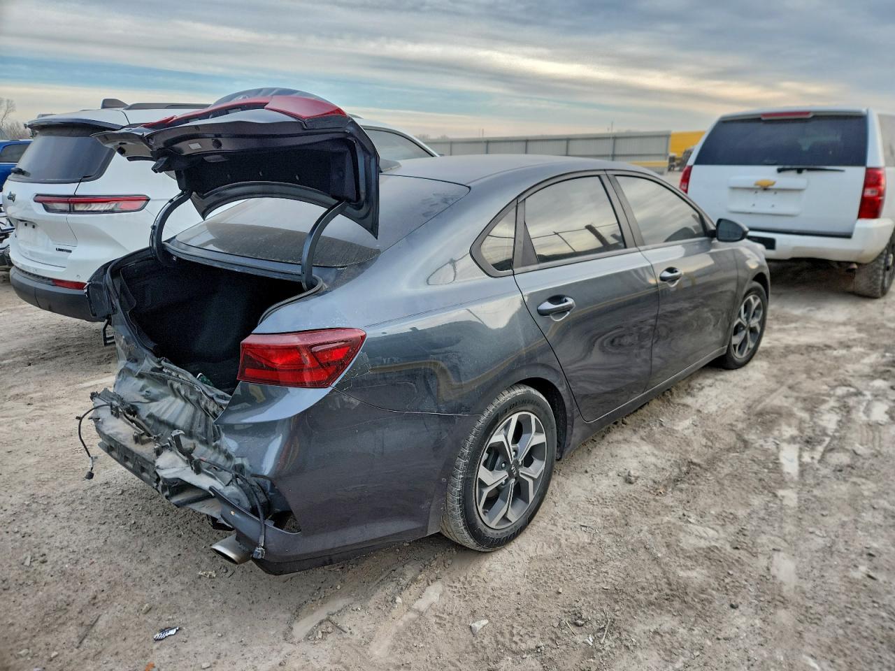 2019 KIA FORTE FE photo 3