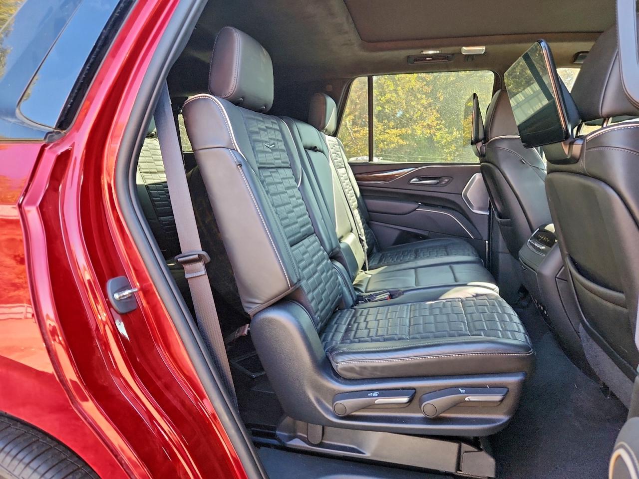 2023 CADILLAC ESCALADE SPORT PLATINUM photo 11